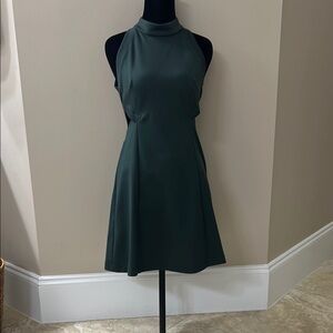 Elegant Green Sleeveless Dress